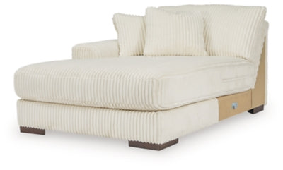 Lindyn Sectional with Chaise - Home Furniture And More (Brentwood, MD)