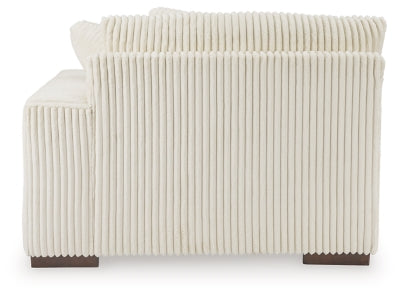 Lindyn Sectional with Chaise - Home Furniture And More (Brentwood, MD)