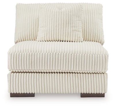 Lindyn Sectional with Chaise - Home Furniture And More (Brentwood, MD)