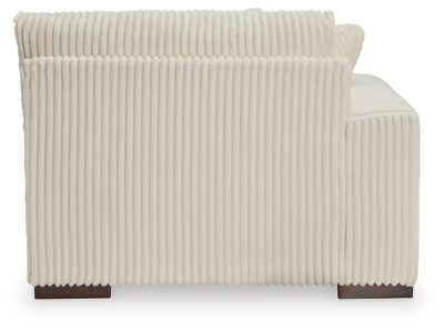 Lindyn Sectional with Chaise - Home Furniture And More (Brentwood, MD)