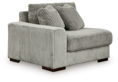 Lindyn Sectional with Chaise - Home Furniture And More (Brentwood, MD)