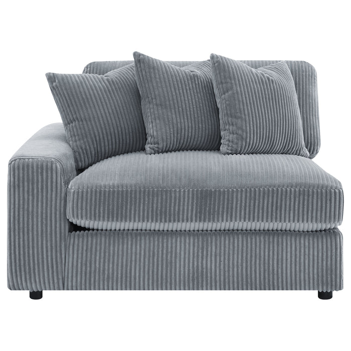 Blaine Sectional Sofa - Home Furniture And More (Brentwood, MD)