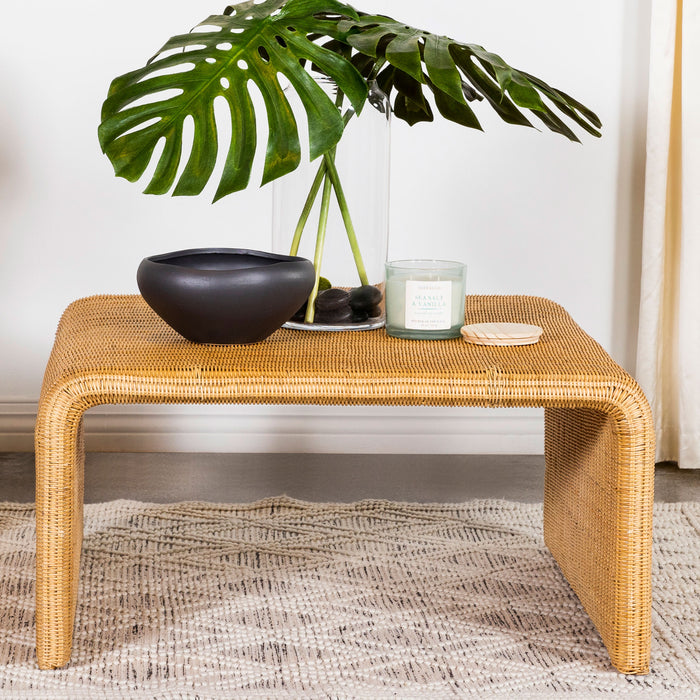 Cahya Coffee Table