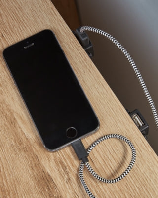 Hyanna Nightstand - Home Furniture And More (Brentwood, MD)