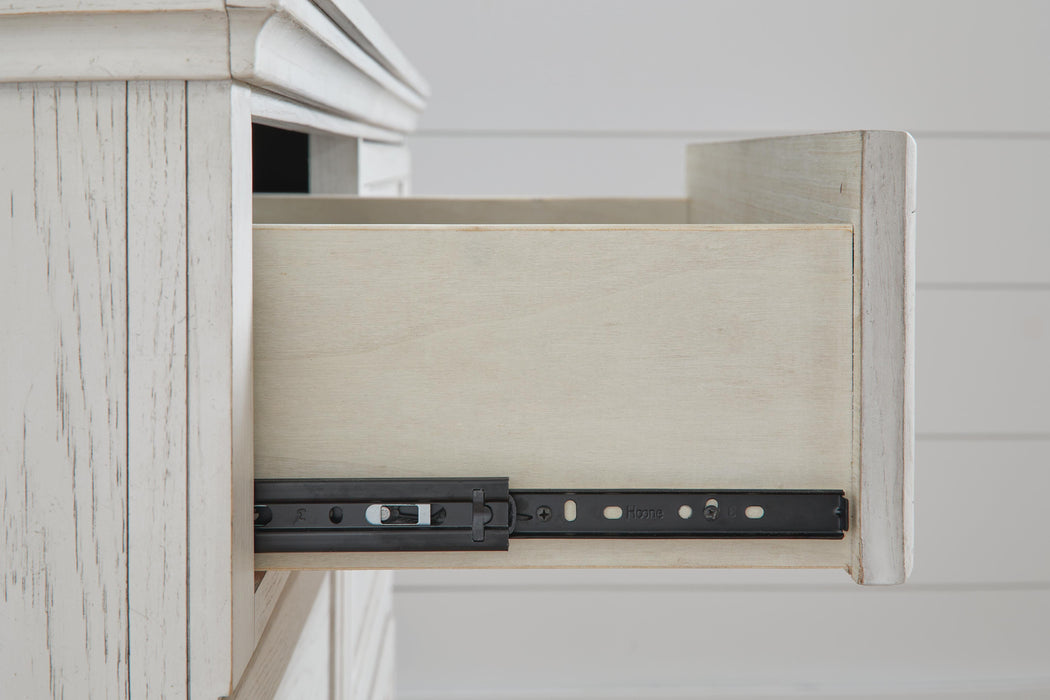 Robbinsdale Bedroom Set - Home Furniture And More (Brentwood, MD)