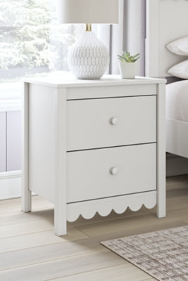 Hallityn Nightstand - Home Furniture And More (Brentwood, MD)
