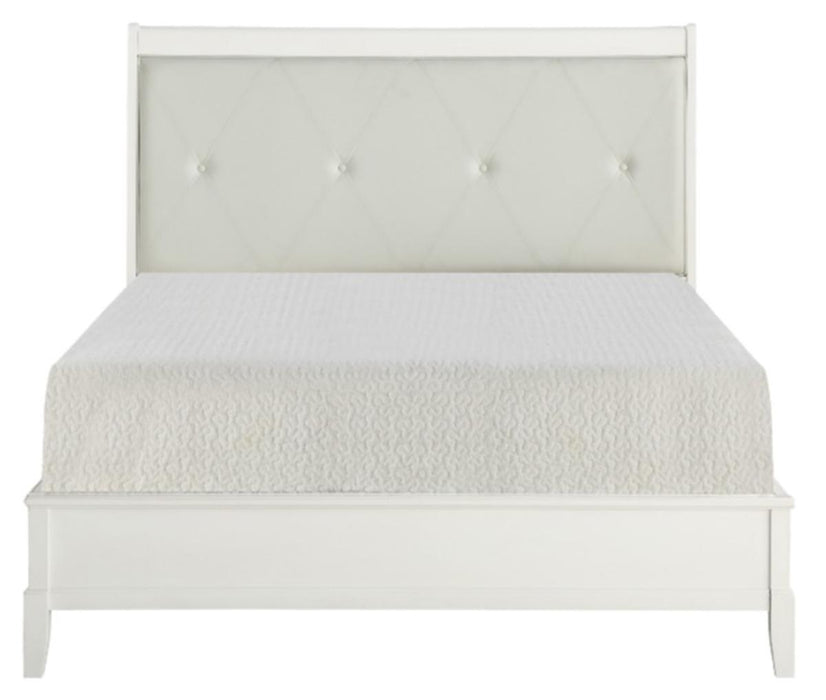 Cotterill King Upholstered Sleigh Bed in Antique White 1730KWW-1EK*