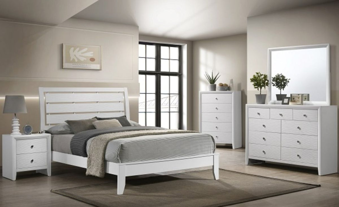 Crown Mark Furniture Evan Queen Panel Bed in White